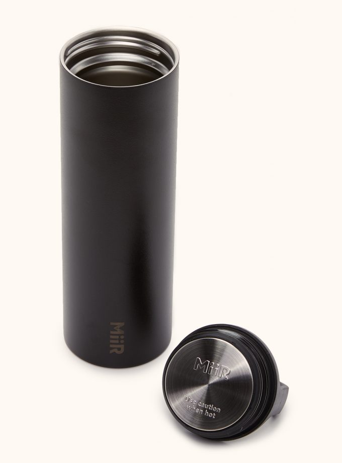 بطری آب بلند